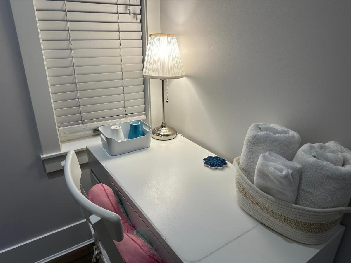 Vancouver West Cozy Retreat By Host Launch Dış mekan fotoğraf